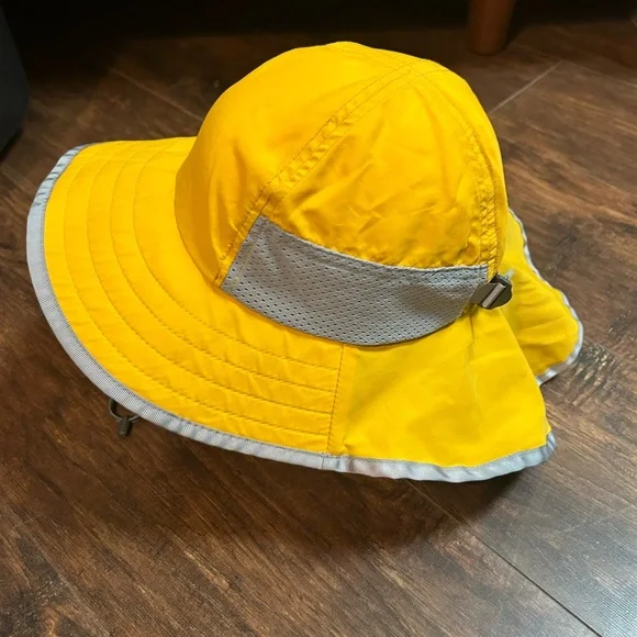 Sundry Vibrant Yellow and Soft Gray kids sun hat euc - Picture 2 of 9